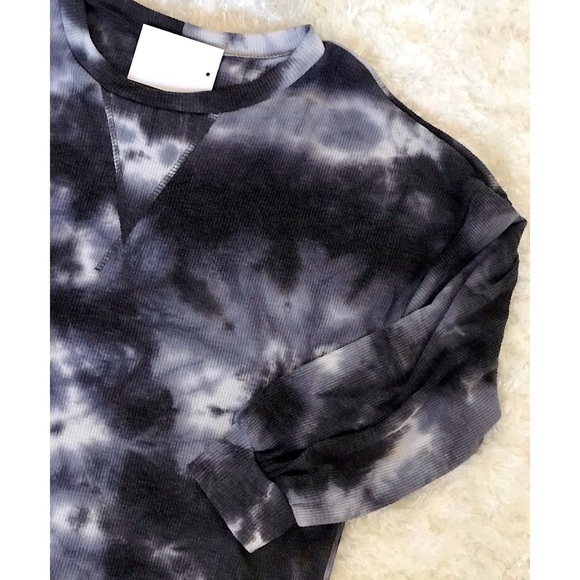 Last 1 | Tie Dye Knit Top - Picture 3 of 8